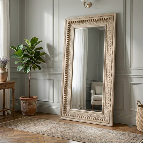 PRITI Gid Gidi designer mirror for modern interiors