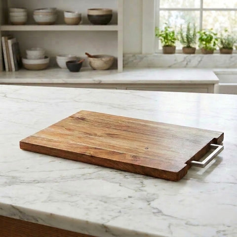 PRITI Wooden Acacia Cutting Board with Ergonomic Metal Handle