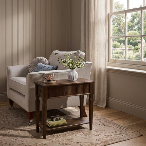 PRITI  Dark Stain Oak Barcombe Side Table