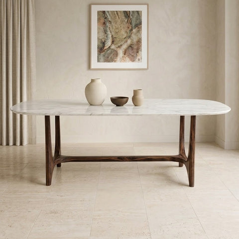 PRITI Dining Table