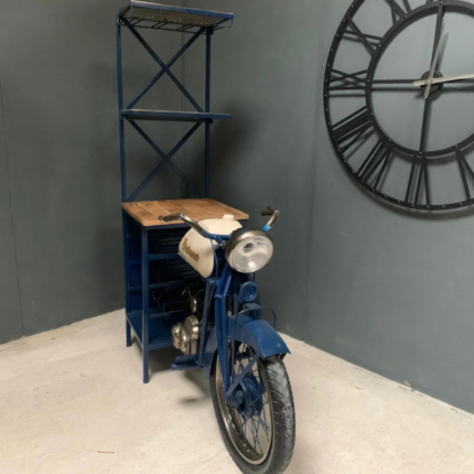PRITI : Indian Motorcycle Bar