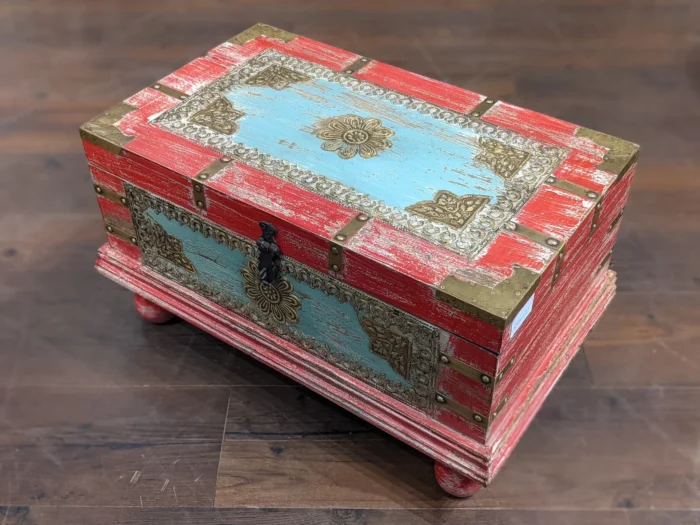 Priti Small Red Distressed Wooden Trunk - Image 3