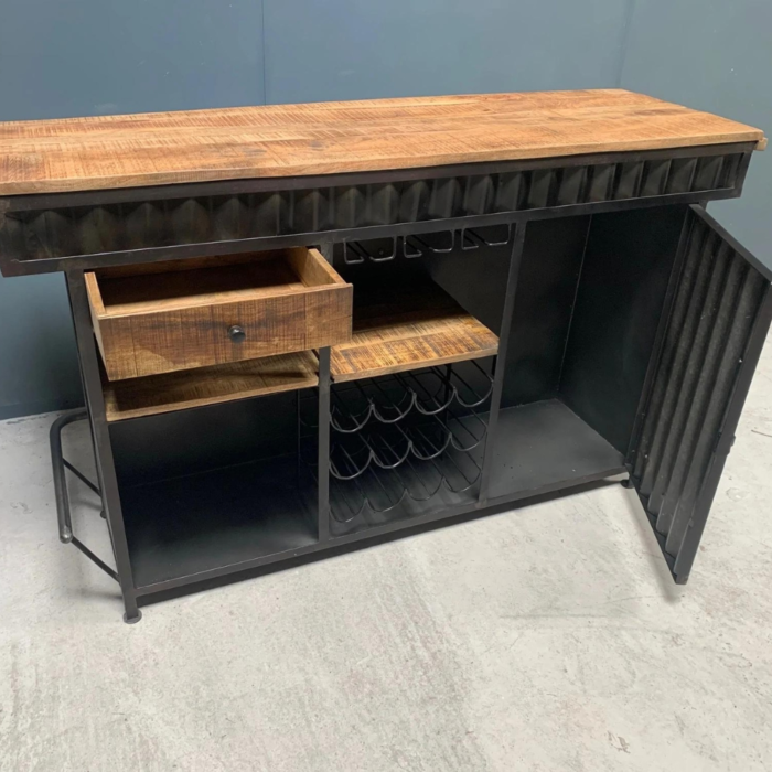 PRITI : Large Industrial Fully Fitted Home Bar Counter - Image 3