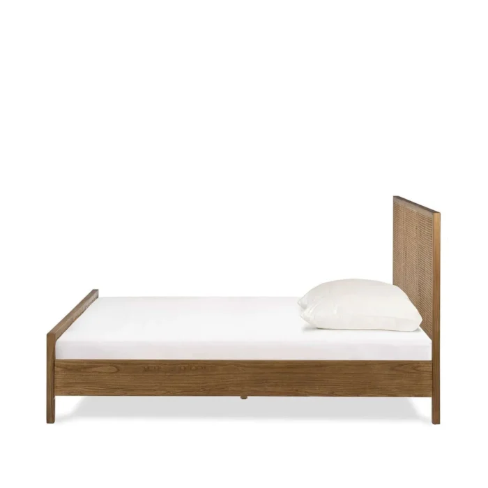 PRITI Rattan Bed
